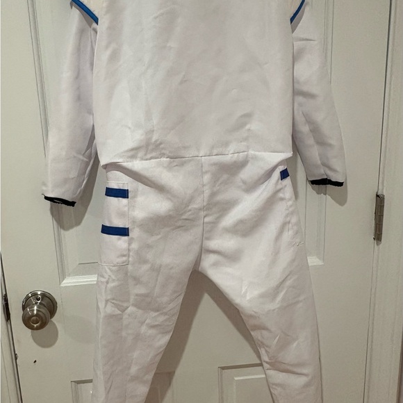 Kids Astronaut Costume - size small - Picture 10 of 10